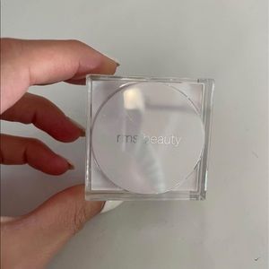 RMS Beauty Living Glow Face & Body Powder
